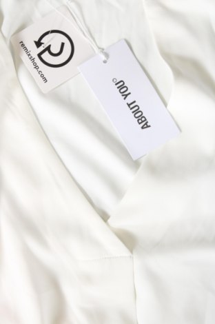 Γυναικεία μπλούζα About You, Μέγεθος S, Χρώμα Λευκό, Τιμή 8,30 €