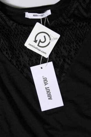 Γυναικεία μπλούζα About You, Μέγεθος M, Χρώμα Μαύρο, Τιμή 5,93 €