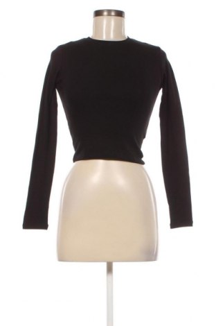 Γυναικεία μπλούζα Bershka, Μέγεθος S, Χρώμα Μαύρο, Τιμή 6,39 €