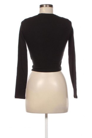 Γυναικεία μπλούζα Bershka, Μέγεθος S, Χρώμα Μαύρο, Τιμή 4,00 €