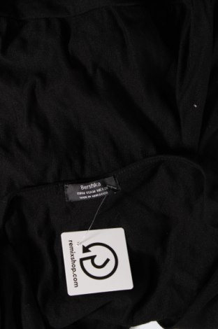 Γυναικεία μπλούζα Bershka, Μέγεθος M, Χρώμα Μαύρο, Τιμή 5,25 €