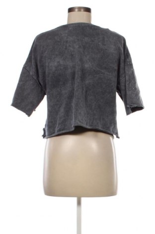 Γυναικεία μπλούζα Bershka, Μέγεθος S, Χρώμα Γκρί, Τιμή 9,72 €