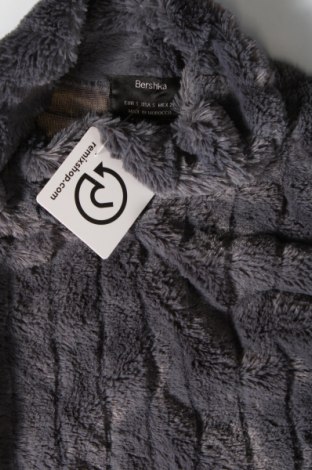 Dámská halenka Bershka, Velikost S, Barva Modrá, Cena  73,00 Kč