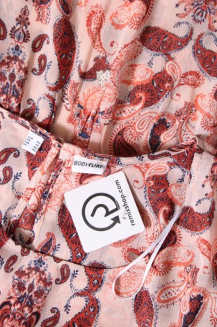 Damen Shirt Body Flirt, Größe M, Farbe Mehrfarbig, Preis 5,40 €