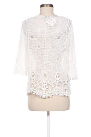 Дамска блуза Cotton Club, Размер M, Цвят Бял, Цена 19,00 лв.