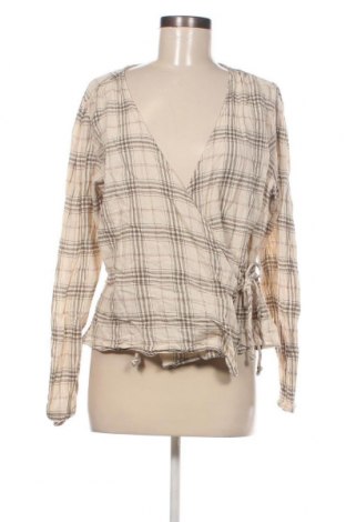 Дамска блуза Design By Kappahl, Размер L, Цвят Екрю, Цена 10,20 лв.