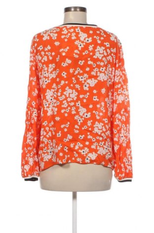 Damen Shirt Emily Van den Bergh, Größe M, Farbe Orange, Preis 23,49 €