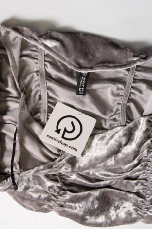 Damen Shirt H&M Divided, Größe S, Farbe Grau, Preis 4,63 €
