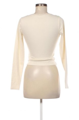 Дамска блуза Hollister, Размер M, Цвят Екрю, Цена 19,25 лв.