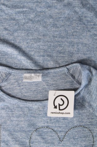 Γυναικεία μπλούζα Infinity Woman, Μέγεθος S, Χρώμα Μπλέ, Τιμή 2,35 €