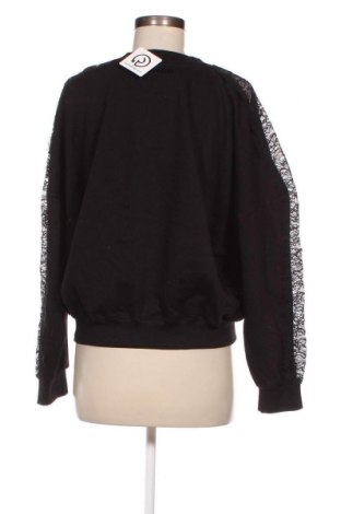Γυναικεία μπλούζα Kinga  Mathe, Μέγεθος L, Χρώμα Μαύρο, Τιμή 12,80 €