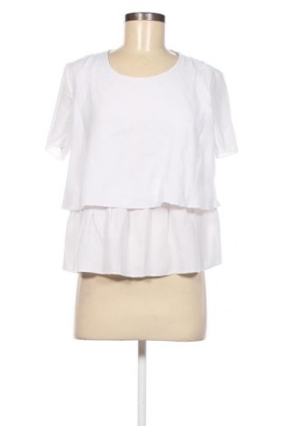 Γυναικεία μπλούζα Lefties, Μέγεθος M, Χρώμα Λευκό, Τιμή 4,96 €
