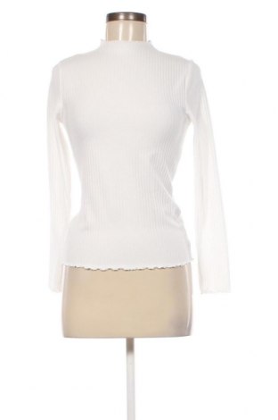 Дамска блуза ONLY, Размер M, Цвят Бял, Цена 20,70 лв.