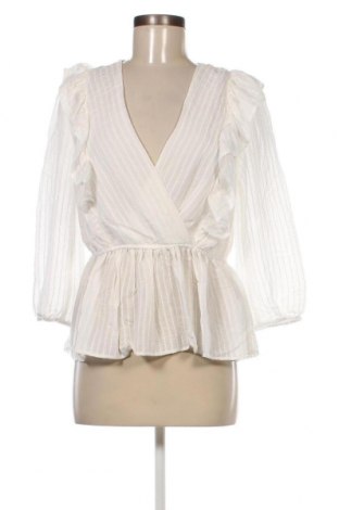 Γυναικεία μπλούζα ONLY, Μέγεθος M, Χρώμα Λευκό, Τιμή 4,74 €