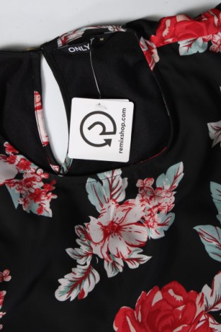 Γυναικεία μπλούζα ONLY, Μέγεθος M, Χρώμα Πολύχρωμο, Τιμή 10,23 €