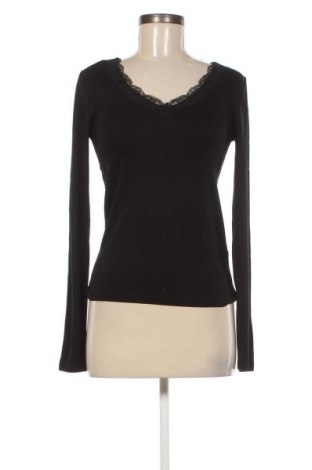 Дамска блуза Pieces, Размер M, Цвят Черен, Цена 11,50 лв.