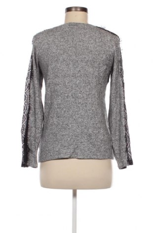 Damen Shirt Pimkie, Größe S, Farbe Grau, Preis 3,31 €