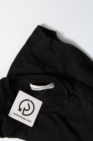 Γυναικεία μπλούζα Pull&Bear, Μέγεθος S, Χρώμα Μαύρο, Τιμή 4,67 €