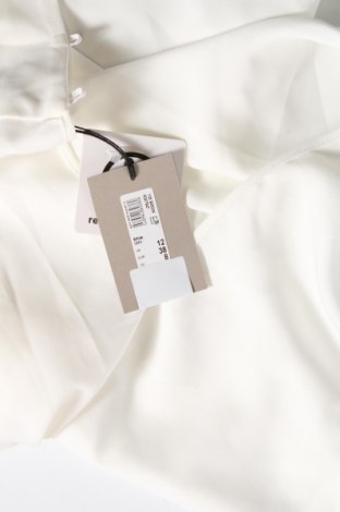 Γυναικεία μπλούζα River Island, Μέγεθος M, Χρώμα Λευκό, Τιμή 9,92 €