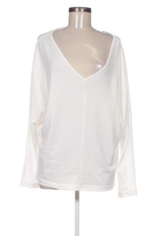 Дамска блуза SHEIN, Размер M, Цвят Бял, Цена 9,71 лв.