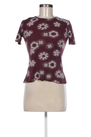 Damen Shirt Scenic, Größe M, Farbe Rot, Preis 6,00 €