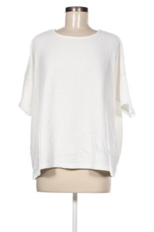 Γυναικεία μπλούζα Someday., Μέγεθος M, Χρώμα Λευκό, Τιμή 11,57 €