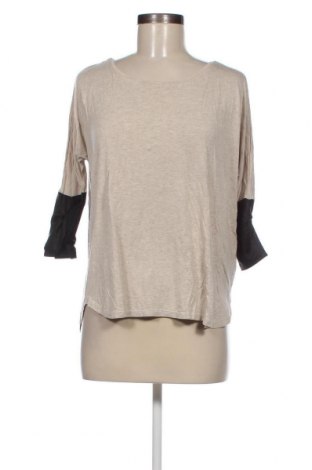 Damen Shirt Stradivarius, Größe M, Farbe Beige, Preis 5,25 €