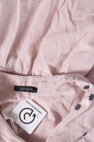 Дамска блуза Trendyol, Размер M, Цвят Розов, Цена 20,46 лв.