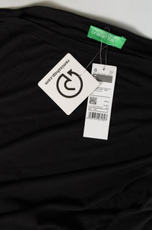 Дамска блуза United Colors Of Benetton, Размер S, Цвят Черен, Цена 23,10 лв.