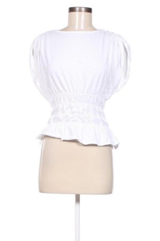 Γυναικεία μπλούζα United Colors Of Benetton, Μέγεθος M, Χρώμα Λευκό, Τιμή 10,54 €