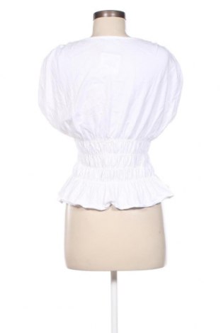 Γυναικεία μπλούζα United Colors Of Benetton, Μέγεθος M, Χρώμα Λευκό, Τιμή 10,54 €