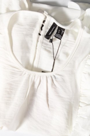 Γυναικεία μπλούζα Vero Moda, Μέγεθος M, Χρώμα Λευκό, Τιμή 4,74 €