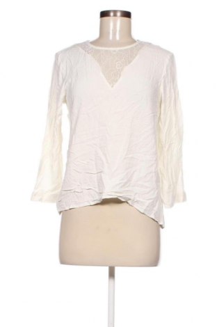 Дамска блуза Vero Moda, Размер M, Цвят Екрю, Цена 6,00 лв.