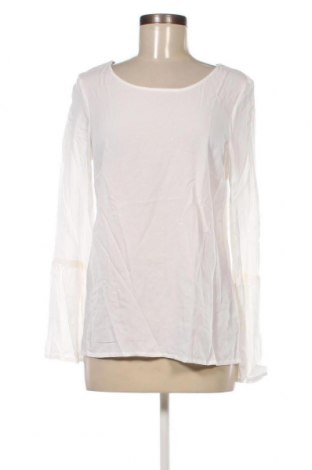 Γυναικεία μπλούζα Vero Moda, Μέγεθος S, Χρώμα Λευκό, Τιμή 5,10 €