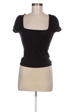 Γυναικεία μπλούζα Yfl Reserved, Μέγεθος S, Χρώμα Μαύρο, Τιμή 5,83 €