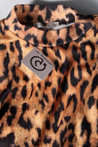 Дамска блуза Zara Trafaluc, Размер M, Цвят Многоцветен, Цена 12,15 лв.