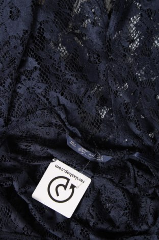 Дамска блуза Zara Trafaluc, Размер S, Цвят Син, Цена 8,10 лв.