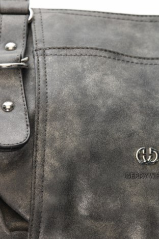 Дамска чанта Gerry Weber, Цвят Сив, Цена 64,60 лв.