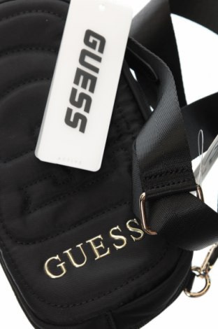 Γυναικεία τσάντα Guess, Χρώμα Μαύρο, Τιμή 136,00 €