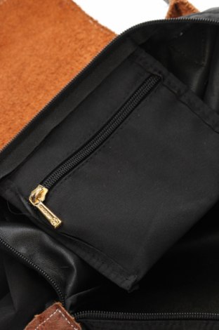 Dámska kabelka  Longchamp, Farba Čierna, Cena  71,44 €