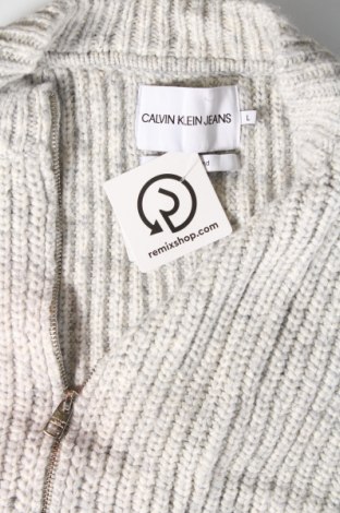 Damen Strickjacke Calvin Klein Jeans, Größe L, Farbe Grau, Preis 26,03 €