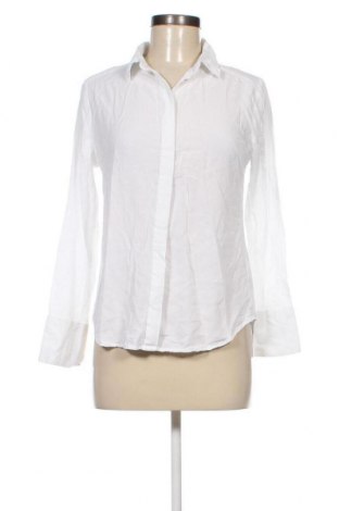 Дамска риза Amisu, Размер S, Цвят Бял, Цена 25,00 лв.