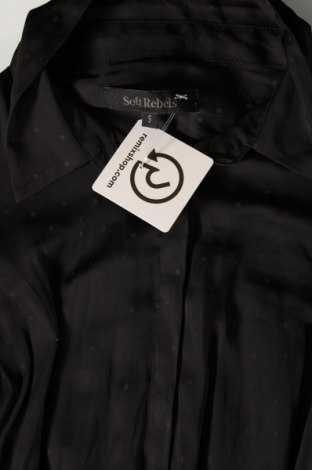 Дамска риза Soft Rebels, Размер S, Цвят Черен, Цена 24,00 лв.