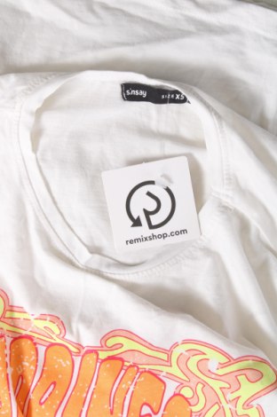 Γυναικείο t-shirt Sinsay, Μέγεθος XS, Χρώμα Λευκό, Τιμή 6,65 €