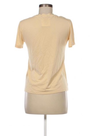 Дамска тениска Soaked In Luxury, Размер S, Цвят Бежов, Цена 15,60 лв.