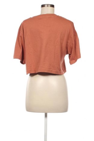 Γυναικείο t-shirt Urban Classics, Μέγεθος M, Χρώμα Καφέ, Τιμή 15,98 €