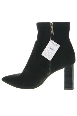 Botine de damă Caprice, Mărime 37, Culoare Negru, Preț 207,24 Lei