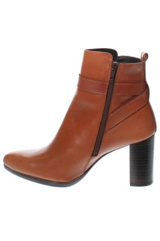 Botine de damă Elodie, Mărime 39, Culoare Maro, Preț 198,03 Lei