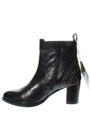 Botine de damă Lazamani, Mărime 40, Culoare Negru, Preț 169,74 Lei