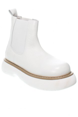 Dámské boty  Steve Madden, Velikost 40, Barva Bílá, Cena  1 017,00 Kč